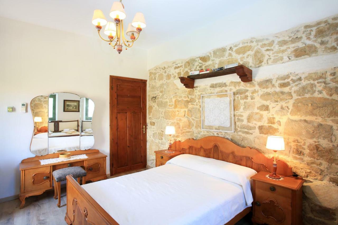 Villa Pasiphae Kamilárion Exteriér fotografie